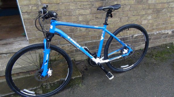 Trek 8.3 DS Hybrid Bike - 2013