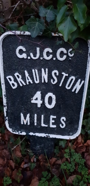 40 miles to Braunston