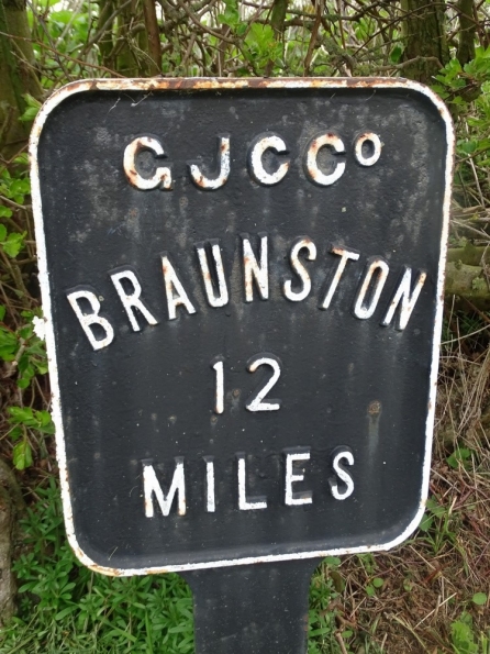 12 miles to Braunston