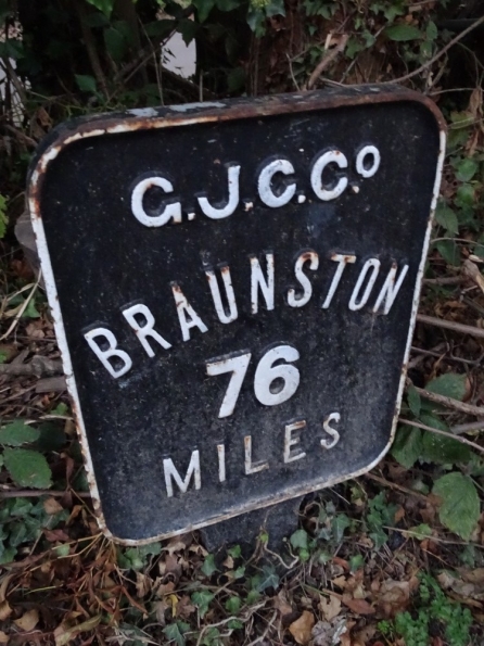 76 miles to Braunston