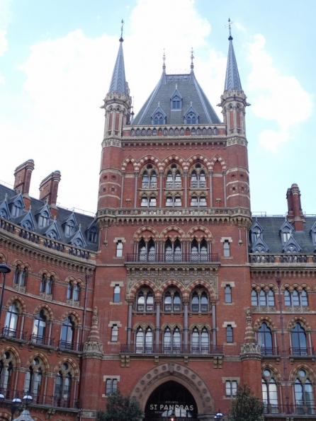 St Pancras railway station
