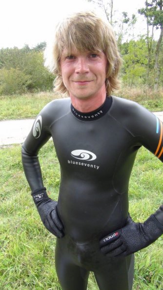 Wetsuit cycling