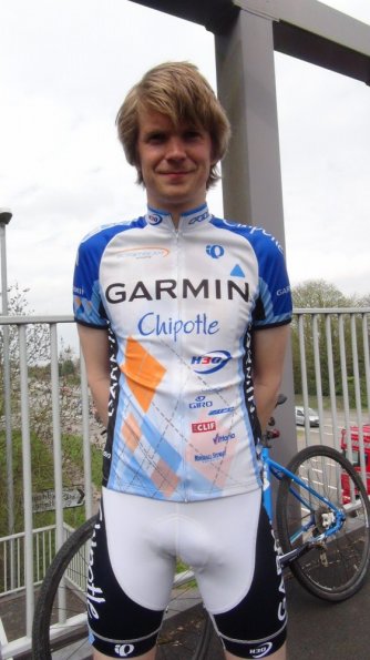 Pearl Izumi Team Garmin-Chipotle team kit