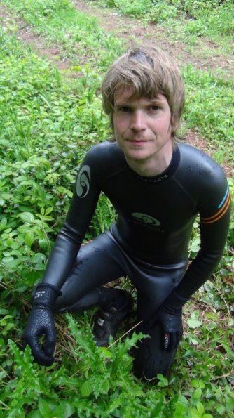Wetsuit cycling