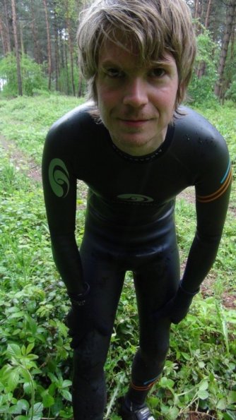 Wetsuit cycling