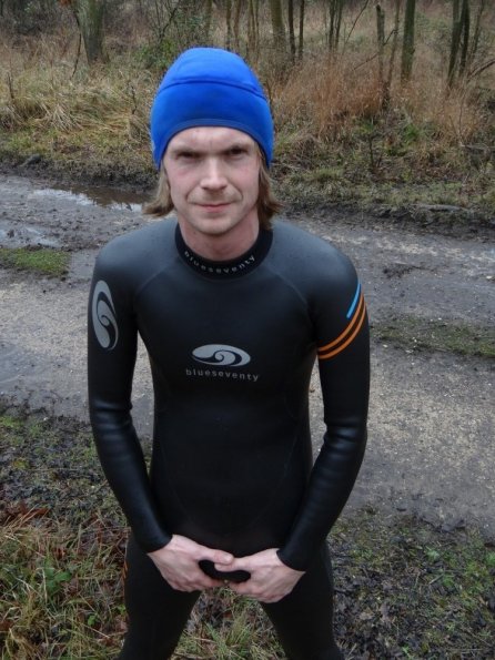 Wetsuit cycling