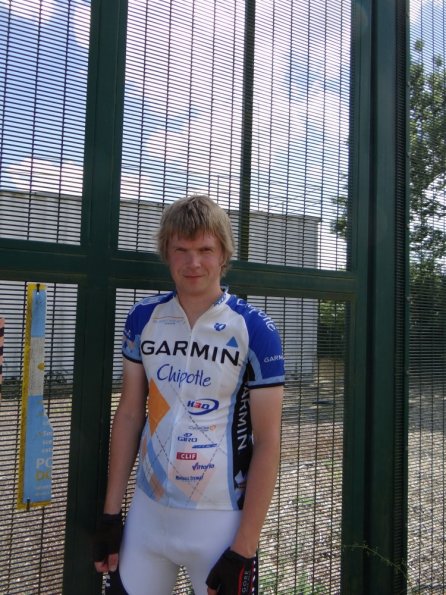 Pearl Izumi Team Garmin-Chipotle team kit