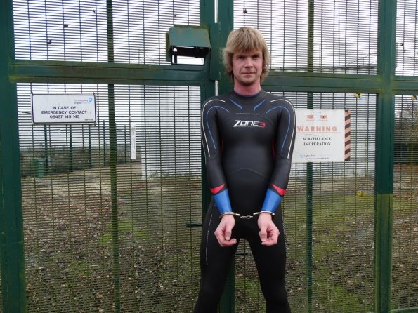 Zone3 Vision wetsuit + handcuffs