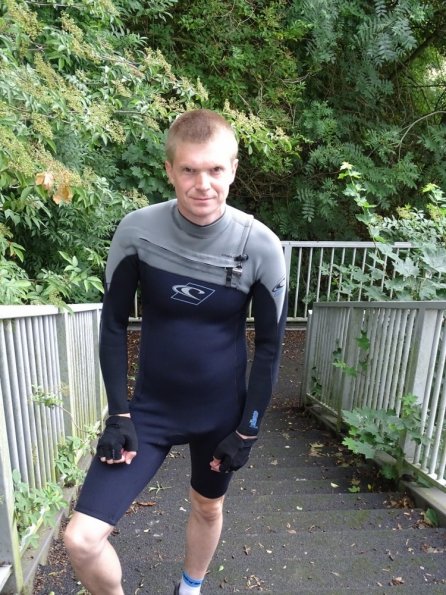 Wetsuit cycling