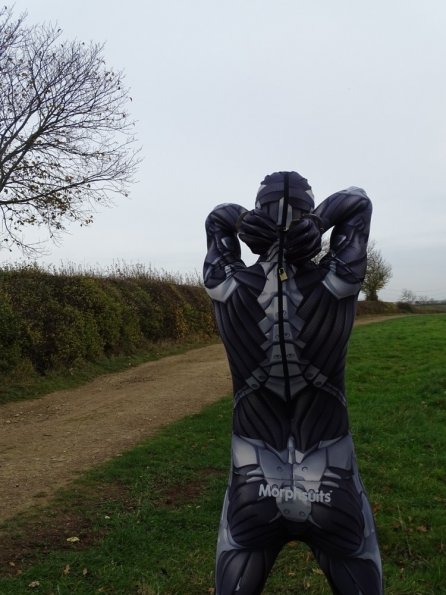 Crysis Morphsuit prisoner