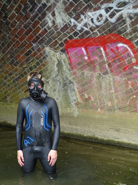 S10 gas mask + 2XU A:1 Active wetsuit