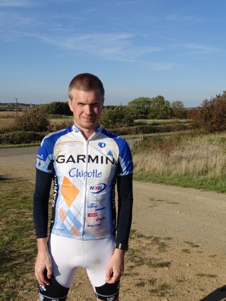 Pearl Izumi Team Garmin-Chipotle team kit