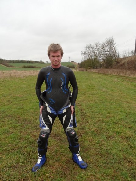 Leathers + 2XU A:1 Active wetsuit