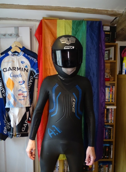 2XU A:1 Active wetsuit + helmet