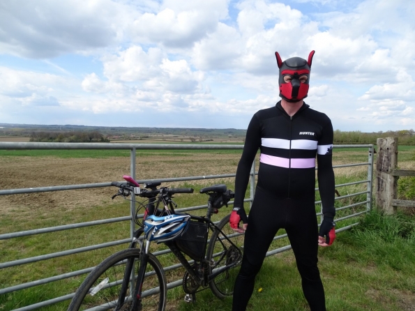 Hunter Speedsuit RTR lycra met cap Retro PINK