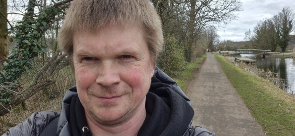 Walking along the Forth and Clyde Canal