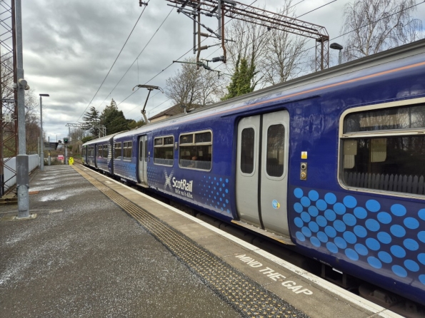 Bowling railway station