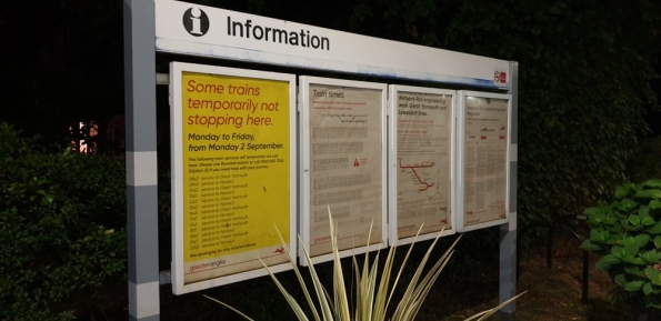 Brundall Gardens railway station