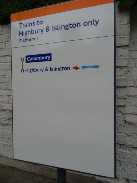 Canonbury railway station