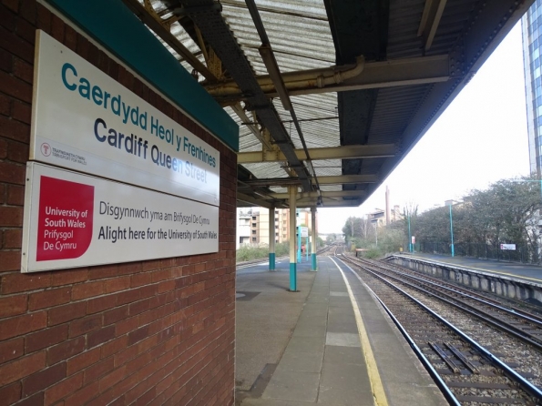 Cardiff Queen Street railway station