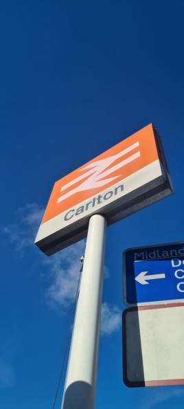 Carlton railway station