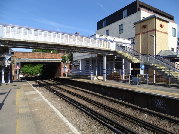 Charlton railway station