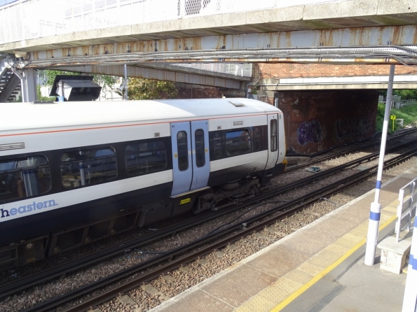 Charlton railway station