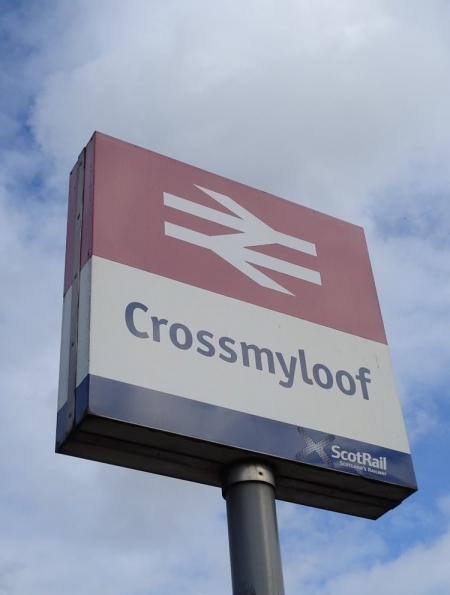 Crossmyloof railway station