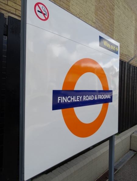 Finchley Road & Frognal railway station