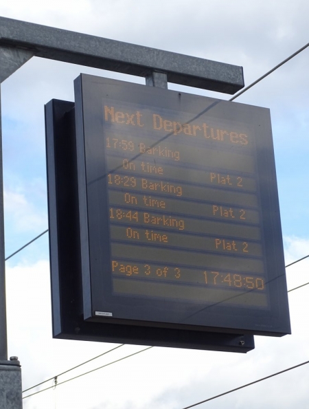 Harringay Green Lanes railway station