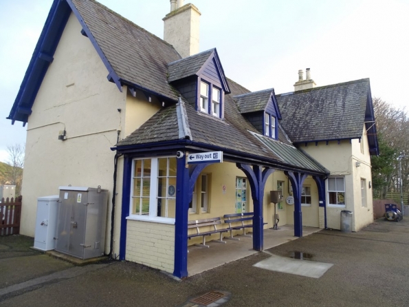 Helmsdale railway station