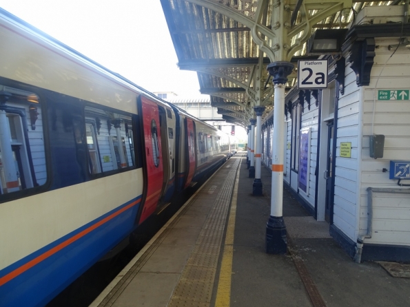 Kettering railway station