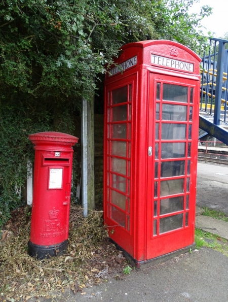Red telephone box at Lapworth railway station