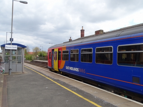 Newark Castle railway station