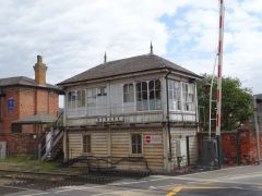 Newark Castle railway station