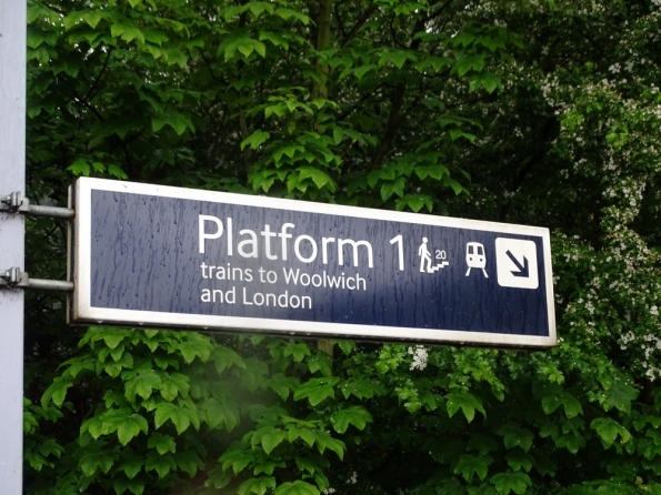 Plumstead railway station