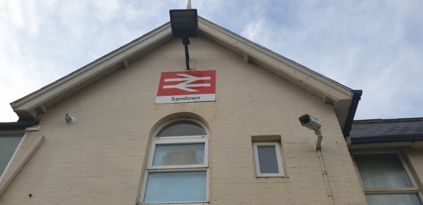 Sandown railway station