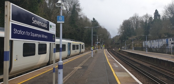 Sevenoaks railway station
