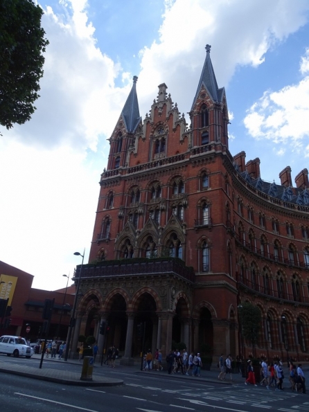 St Pancras railway station