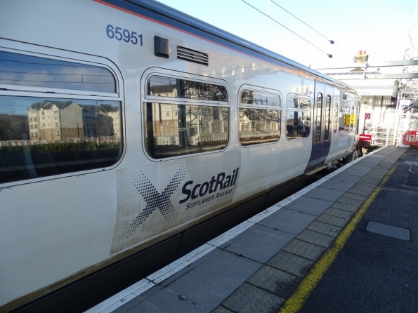 Stirling railway station