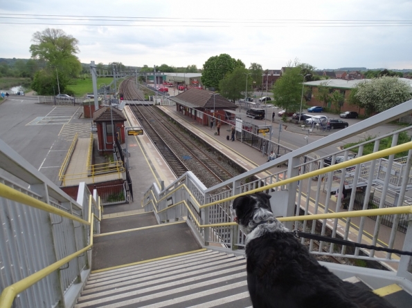 Thatcham railway station