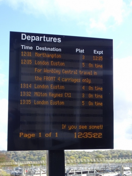 Tring railway station