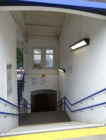 Warwick railway station