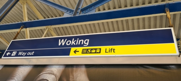 Woking railway station