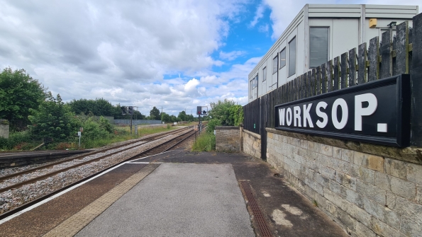 Worksop railway station