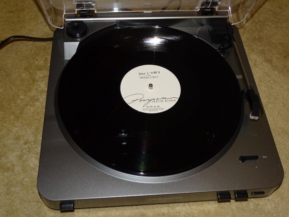 Audio-Technica AT-LP60 turntable